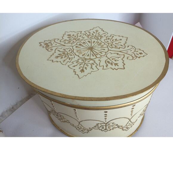 Vintage Decorative Footed Embossed Metal Nesting Box Tin Made In India - Picture 7 of 9